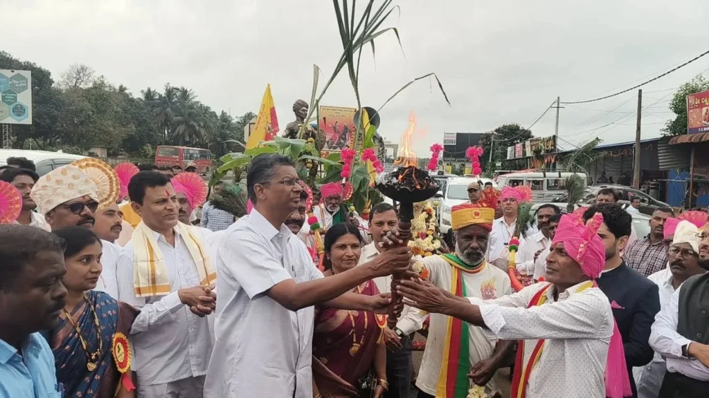 Kittur Utsav 2025 Inaugurated at Kakati, Belagavi whatsapp image 2025 10 23 at 12.58.38 pm